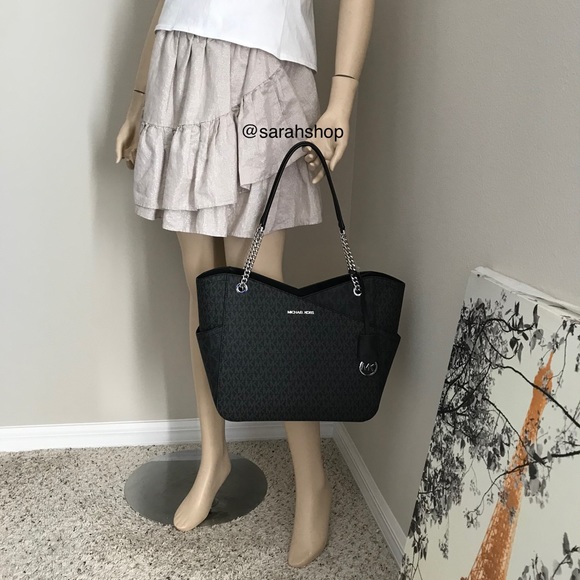 🌼Michael Kors Purse - Picture 12 of 13